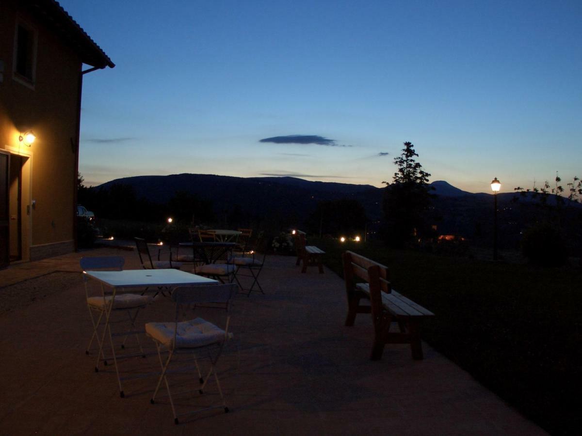 Al Castello Villa San Severino Marche Eksteriør billede